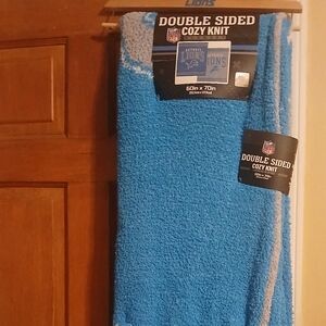 BLANKET Detroit Lions . Double Sided. Blue and Gray Textured Blanket